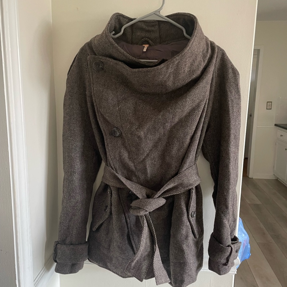 Free Peoplee button down winter jacket. Sz.M